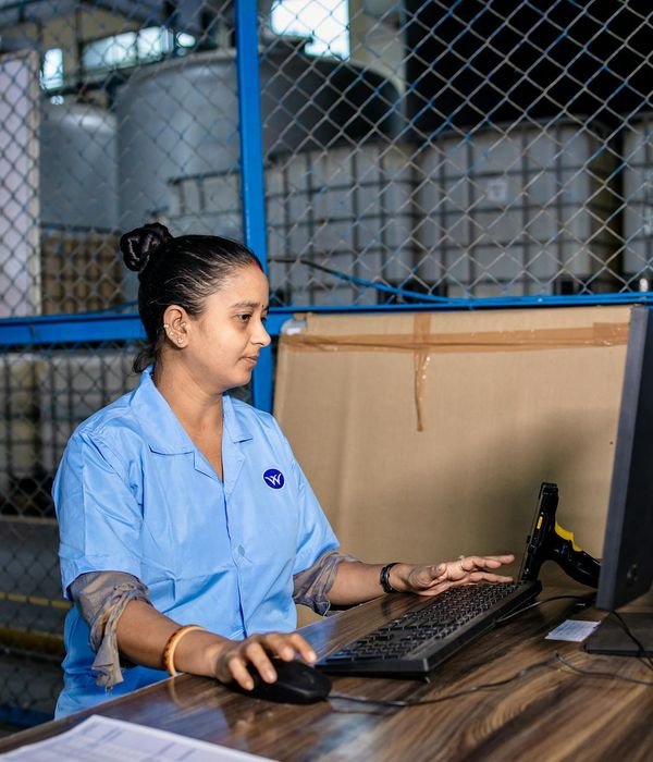 Intelligent checklist system with automated workflow and quality control features